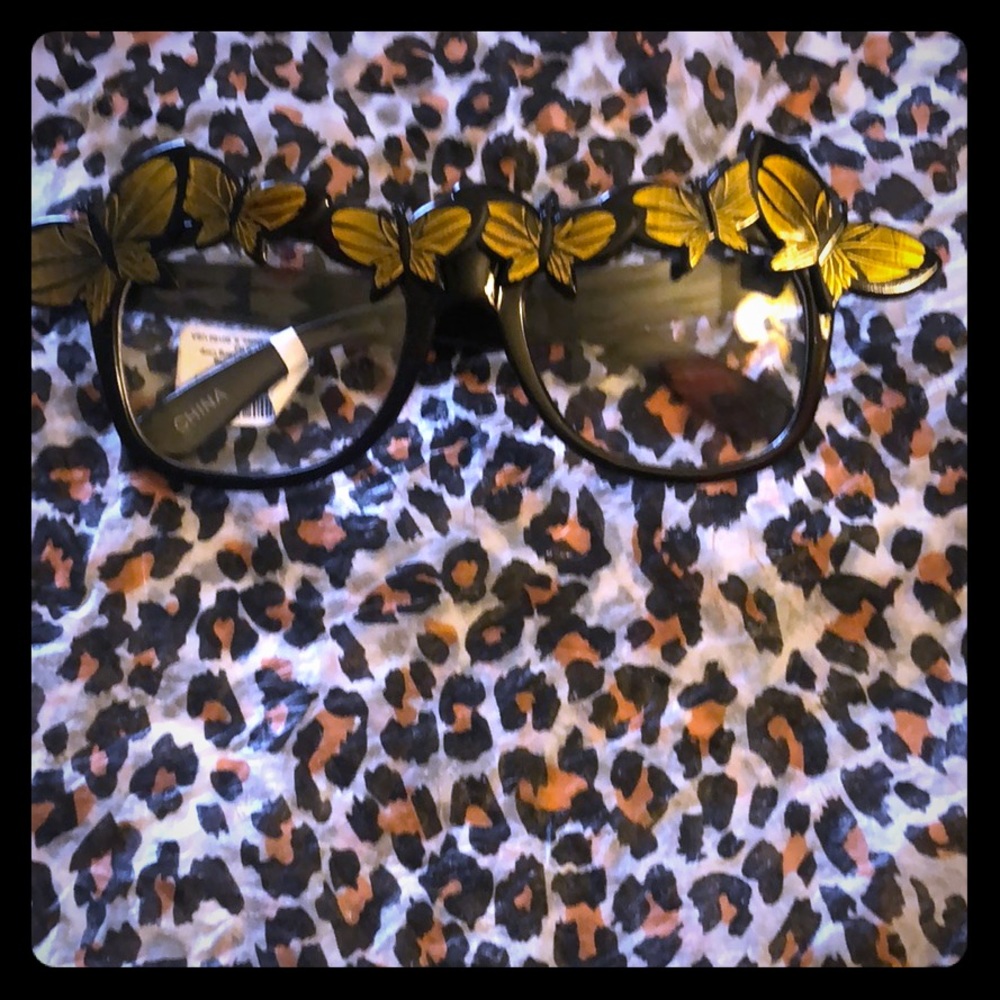 Fashion glasses 🤓 with golden butterflies